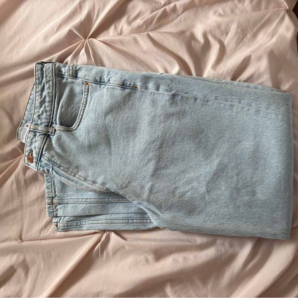 Zara Light Blue Denim straight leg Jeans